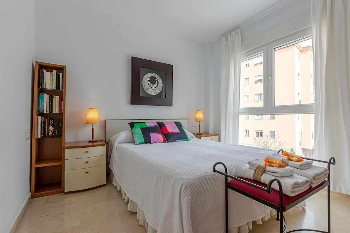 797 Holiday Rentals - Elegante apartamento para 2 en Torremolinos.